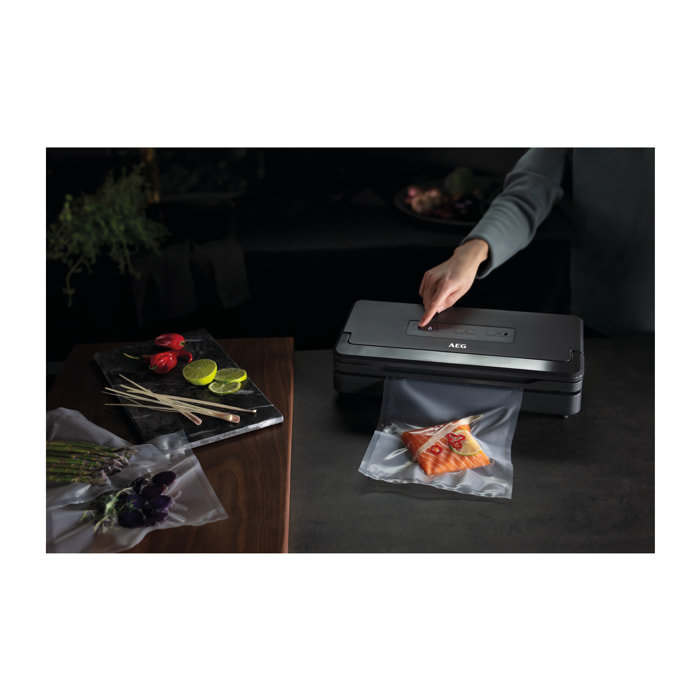 AEG Envasadora al vacío portátil A6-1-6AG