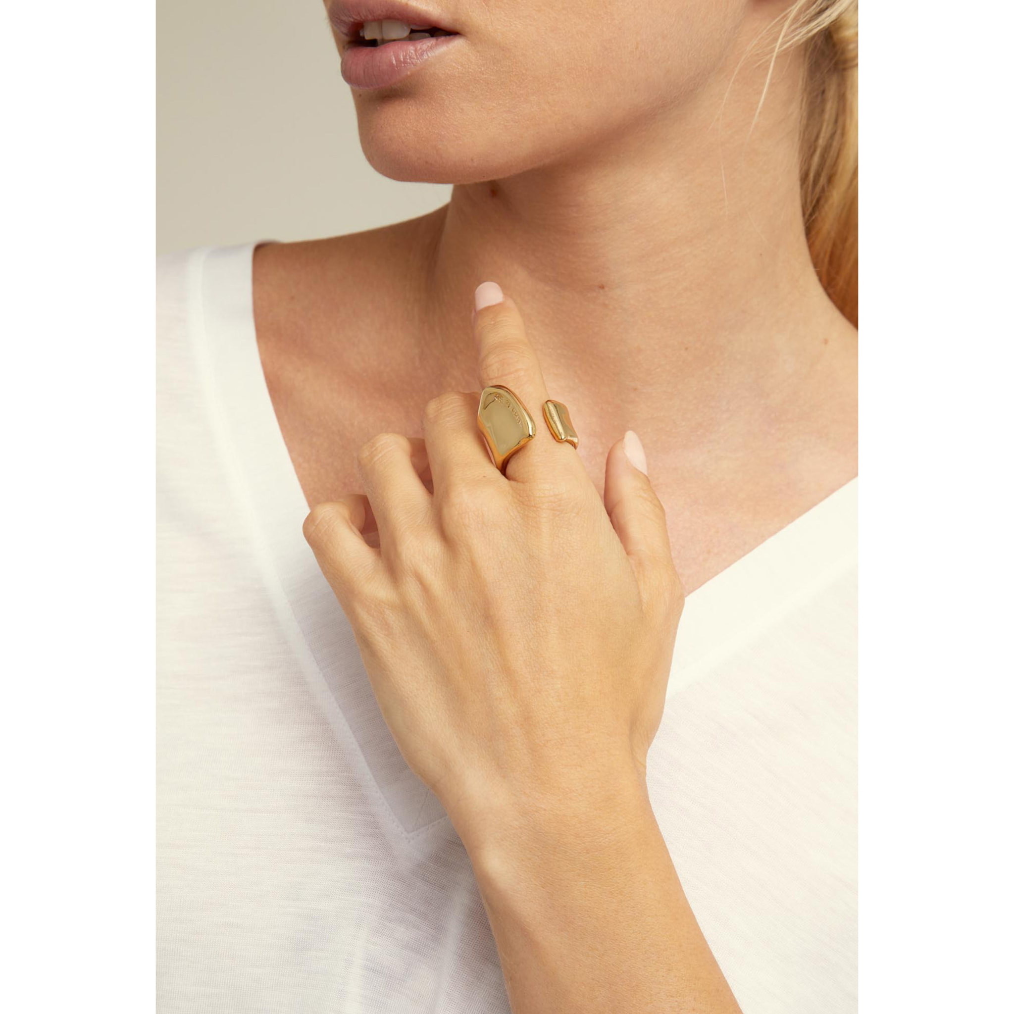 Anillo La grieta DORADO 15