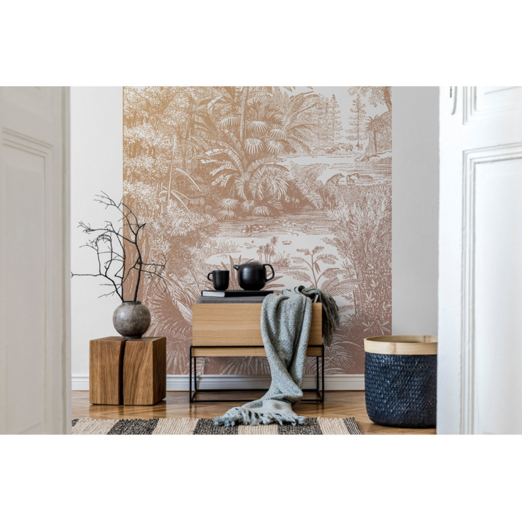 Papier peint panoramique Araucaria - Ocre Rose - Un décor mural de 4 lés (192x270cm), créé et fabriqué en France