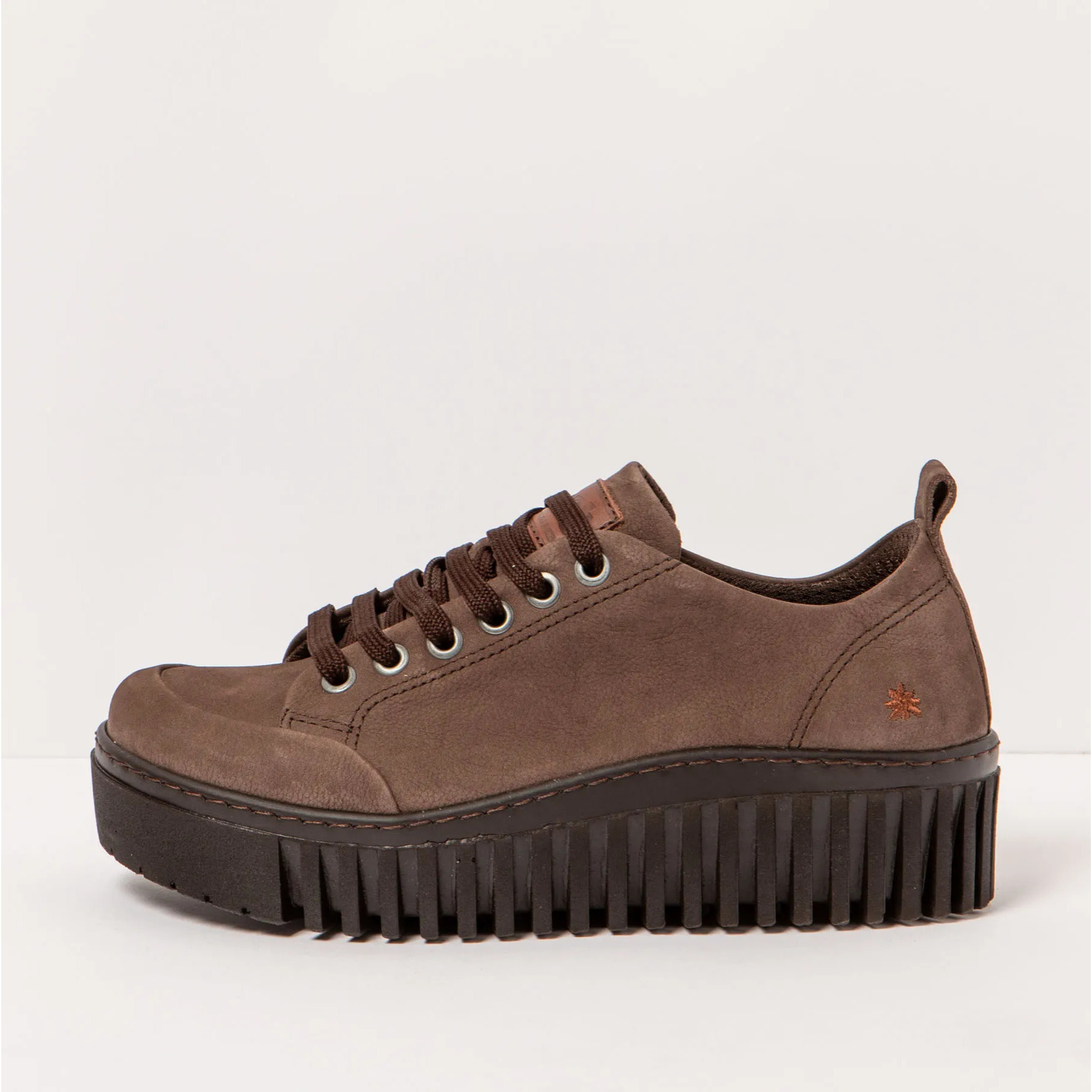 Zapatos 1535 NOBUCK BROWN/BRIGHTON color Brown