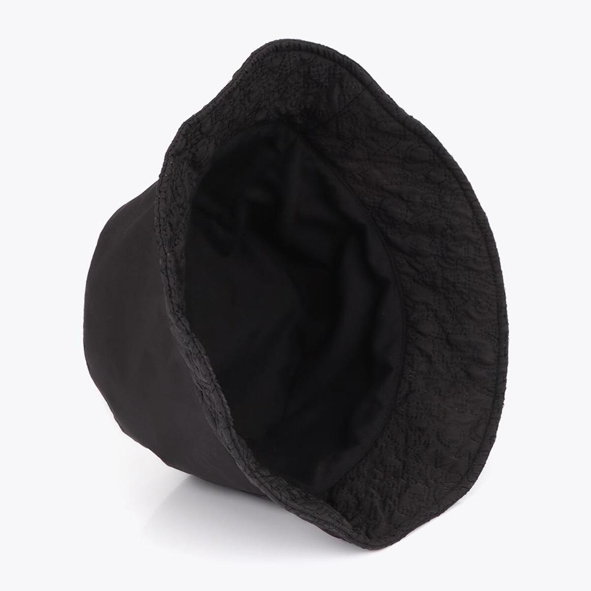 Cappello a secchiello con logo