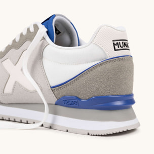 Zapatilla Urbana Gris y Blanca con Detalles Azules MUNICH DASH 274