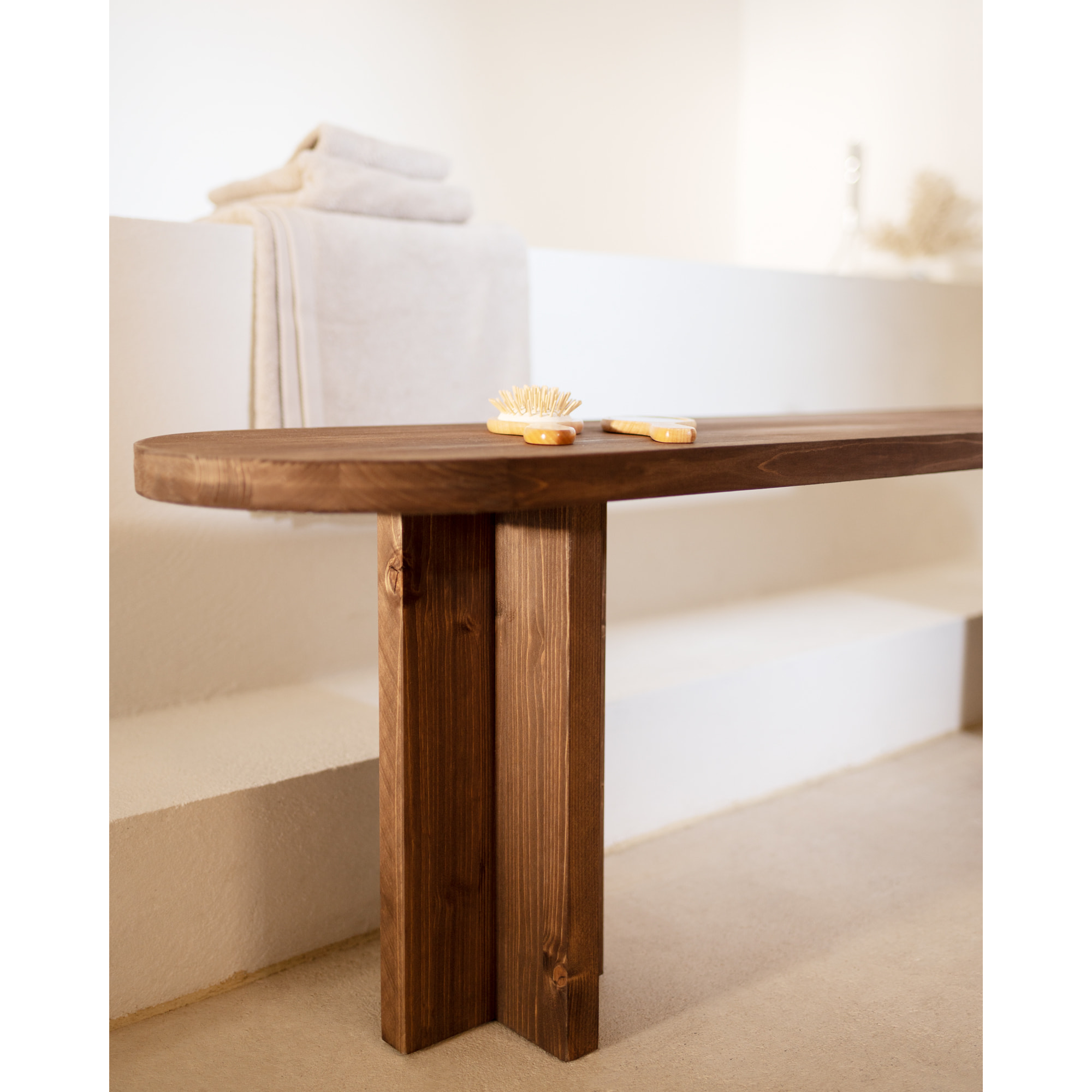 Banc en bois massif ton noyer en différentes tailles