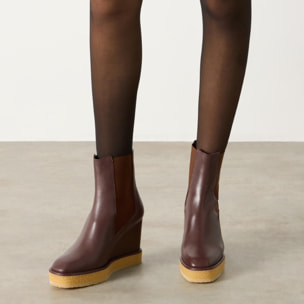 Botín de cuña Bambola en napa con cierre elástico