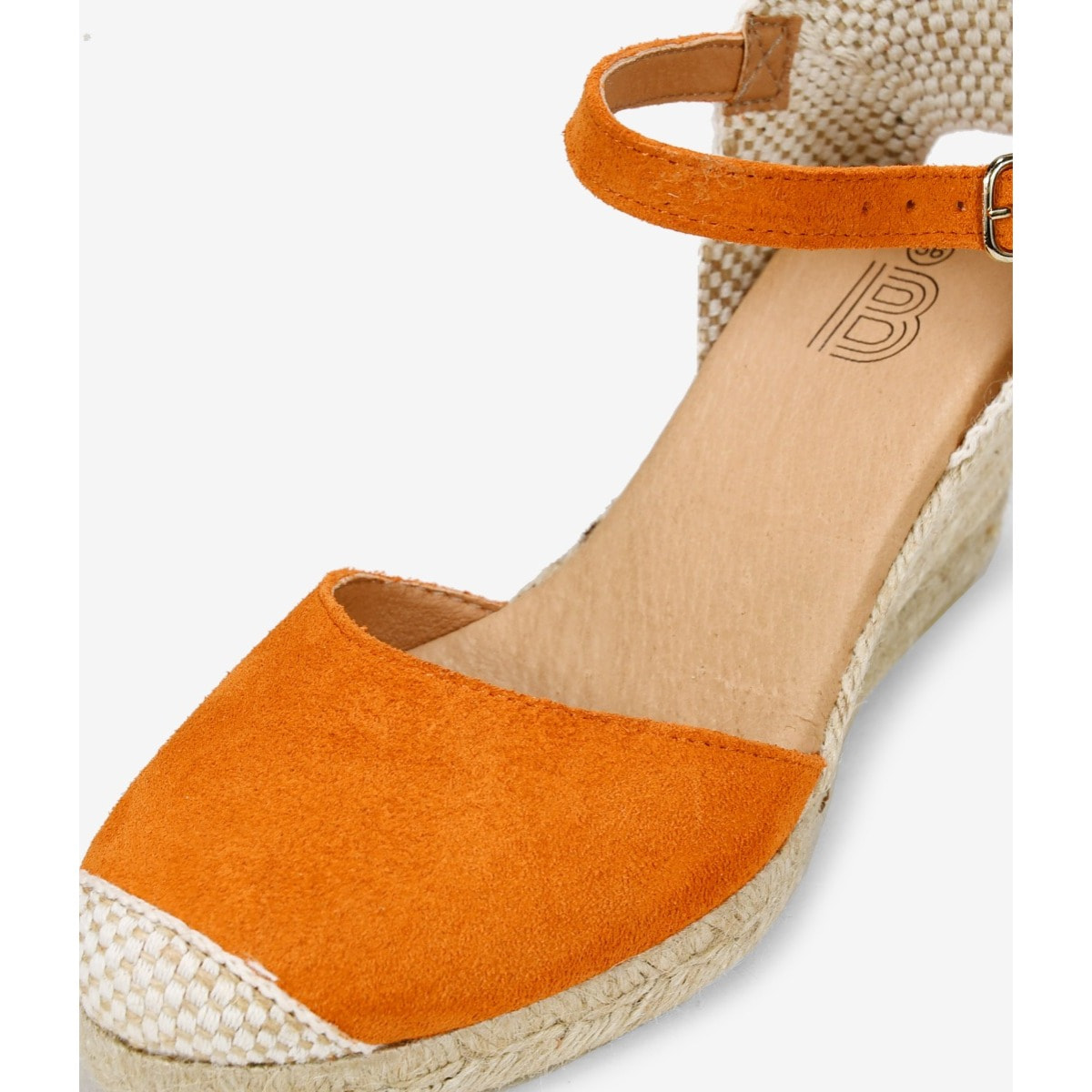 Alpargatas de piel naranja con cuña de esparto