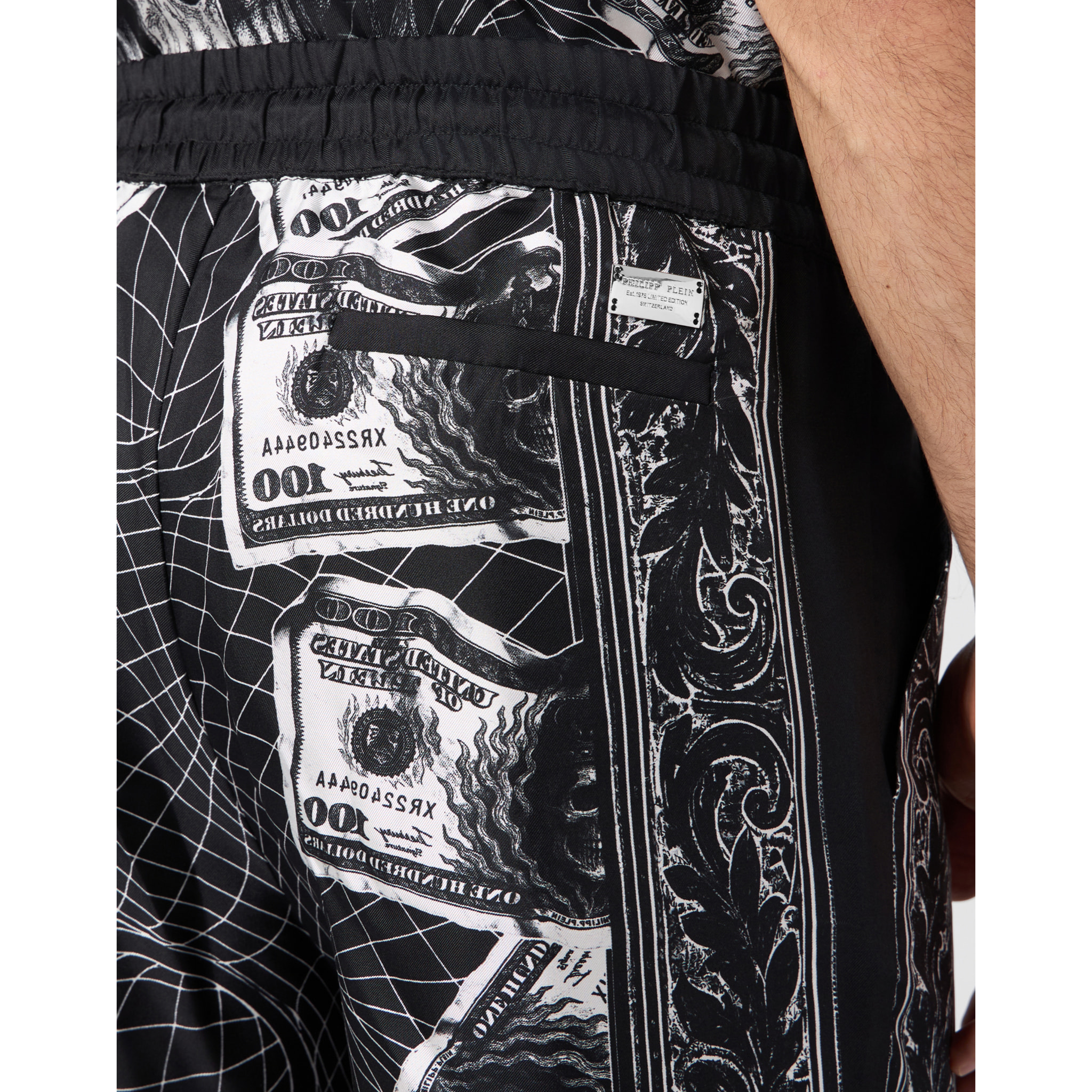 PHILIPP PLEIN Bowling Shorts Skull Dollar