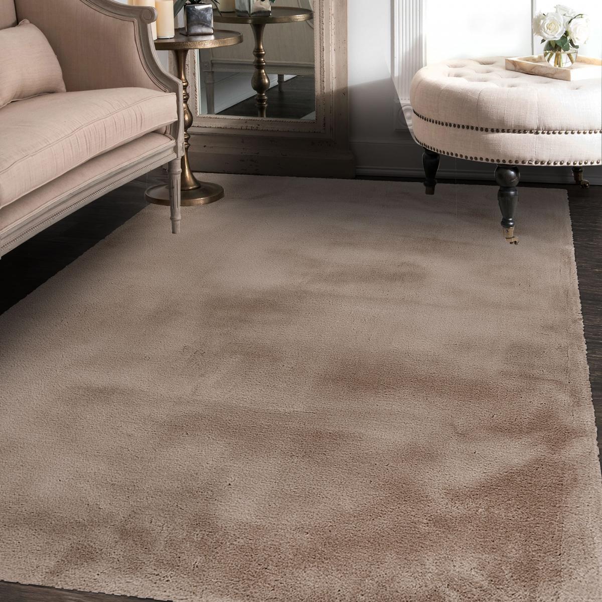 Tapis longs poils shaggy tufté motif uni HOHE