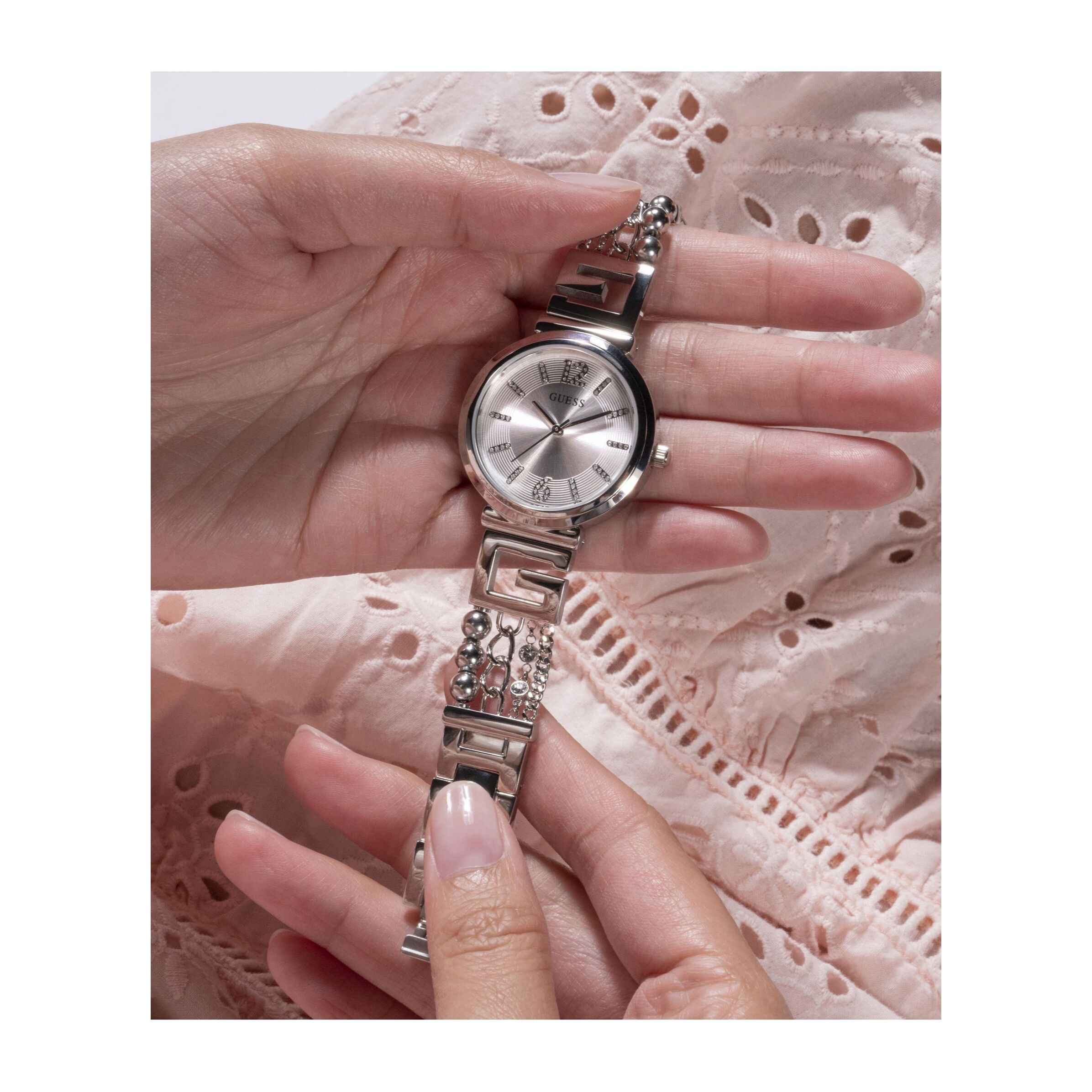 Guess Reloj Analógico De Cuarzo. Gt G Cluster