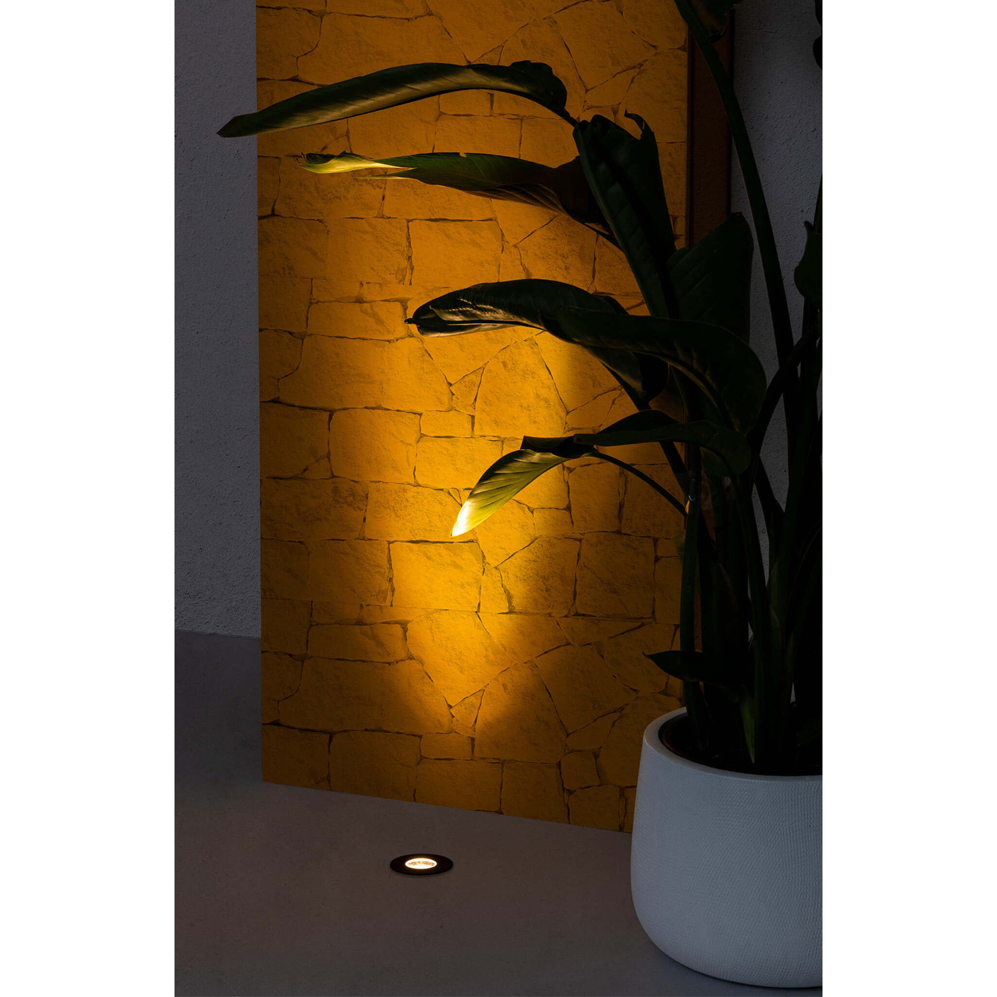 GRUND 80 Empotrable negro inox 7W