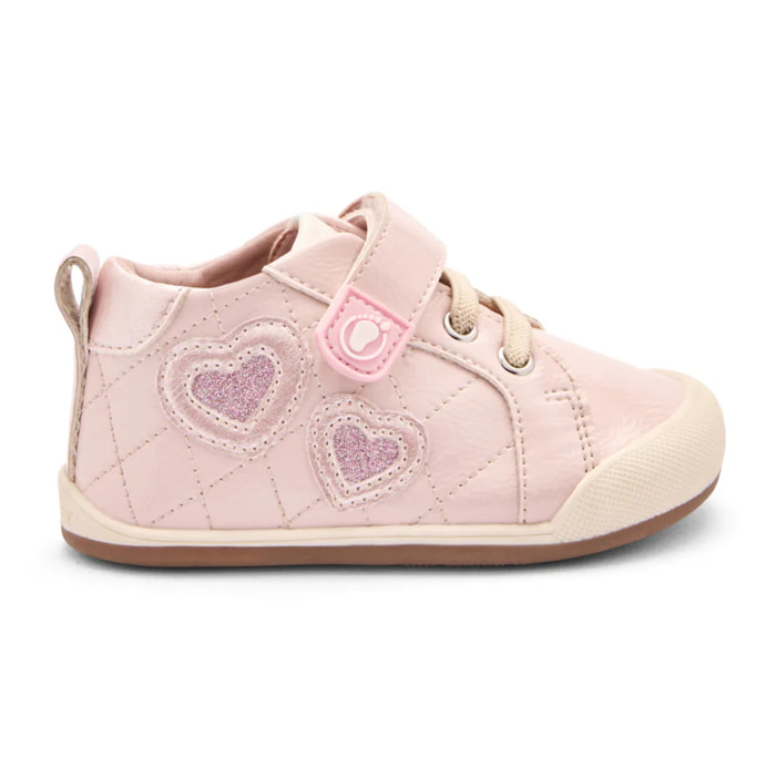 Scarpe da ginnastica per bambini con design rispettoso dei cuori