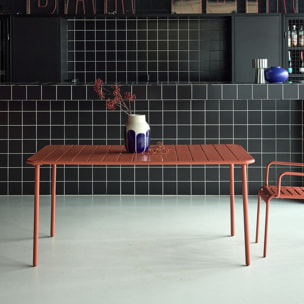 Table de jardin métal 6-8 places. terracotta. Amelia. 160x90xH72.5cm