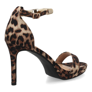 Sandalia tacón elegante fiesta cierre de hebilla.