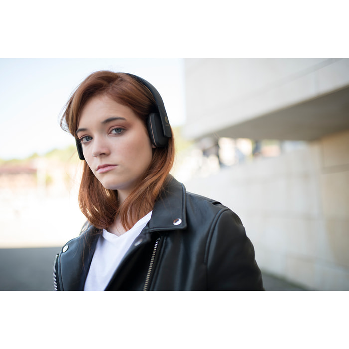 MAGNUSSEN H4 HEADPHONES en color Negro