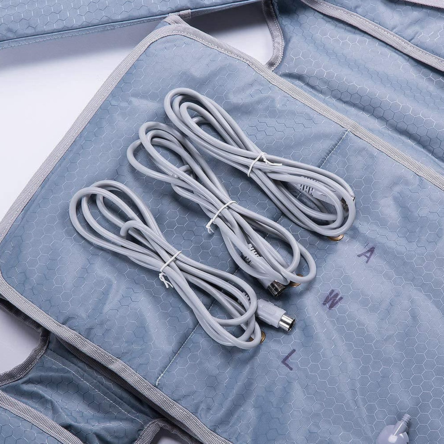 Abito di pressoterapia avanzato e trattamento infrarosso. Massaggiatore, migliora la circolazione, effetto snellente.