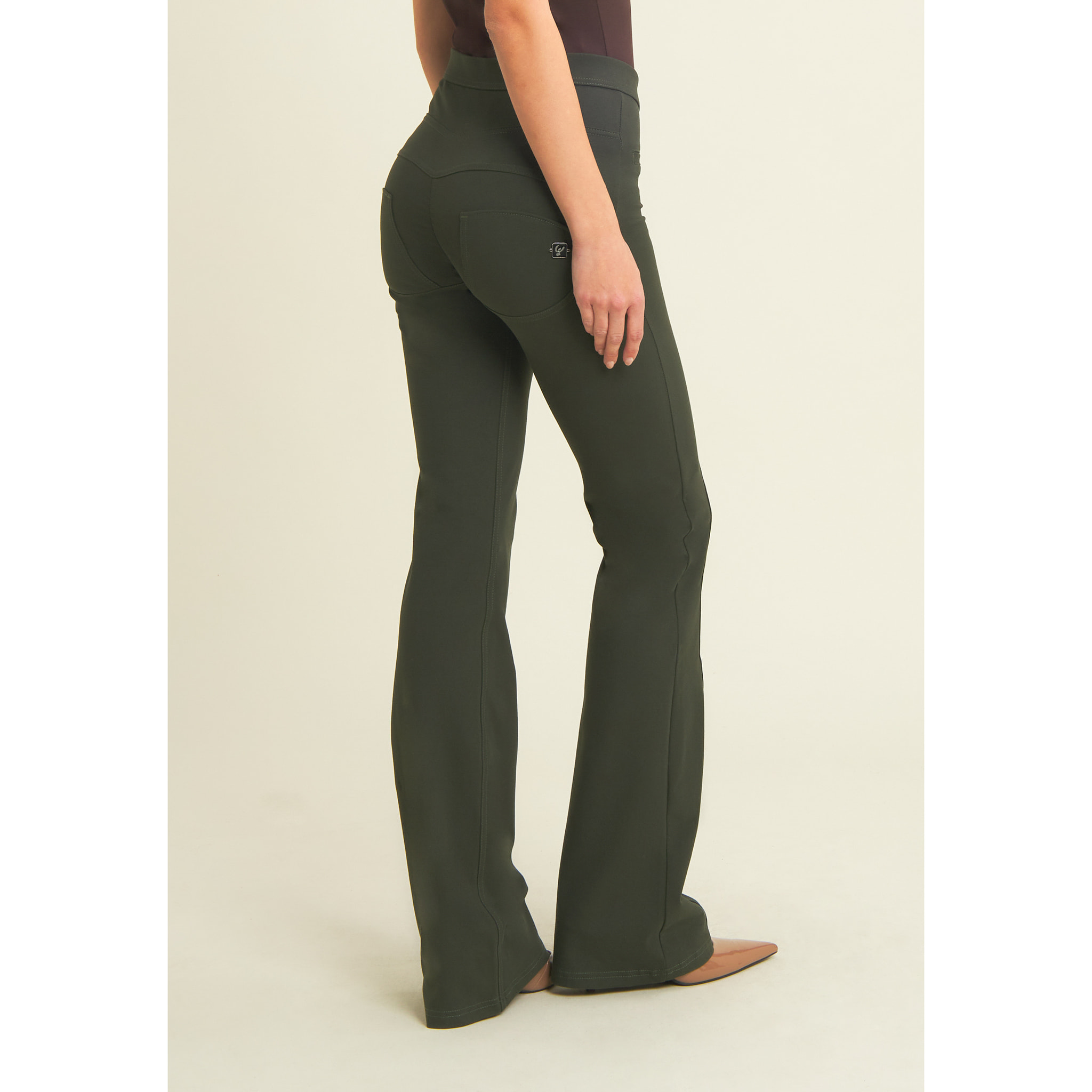 Pantaloni push up WR.UP® skinny flare vita taglio a V