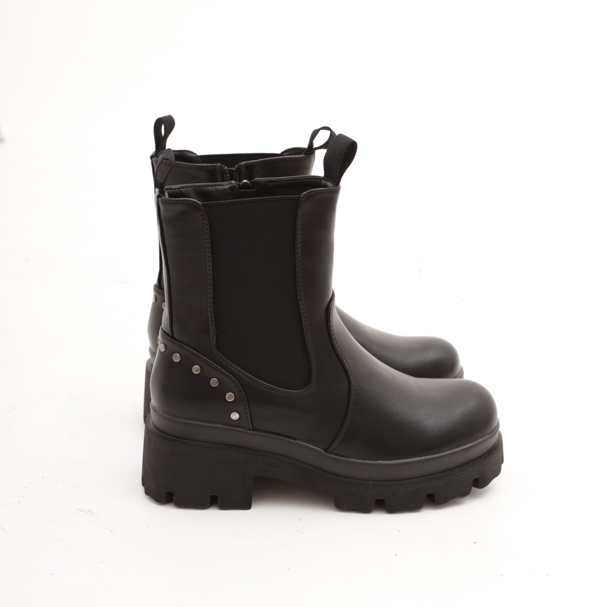 STIVALETTO ELASTICO BORCHIE NERO