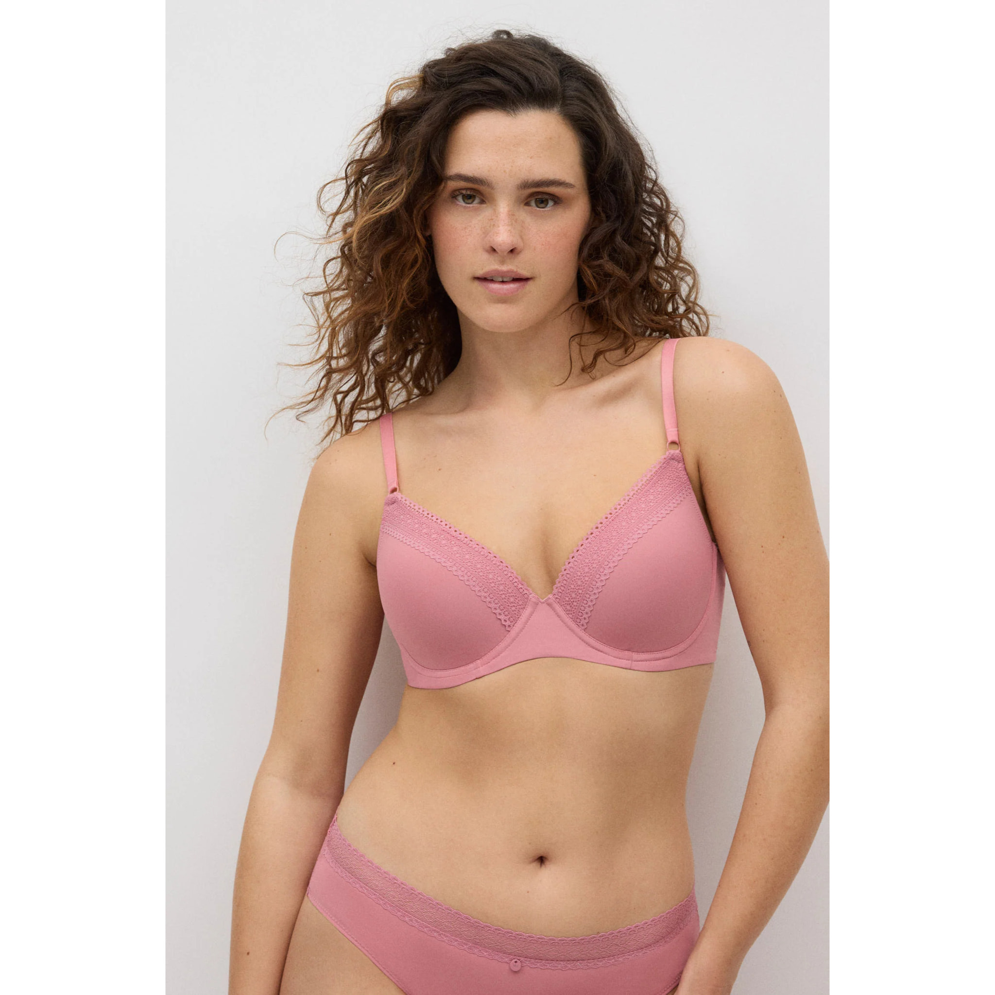 Reggiseno imbottito con ferretto e dettagli in pizzo blu navy