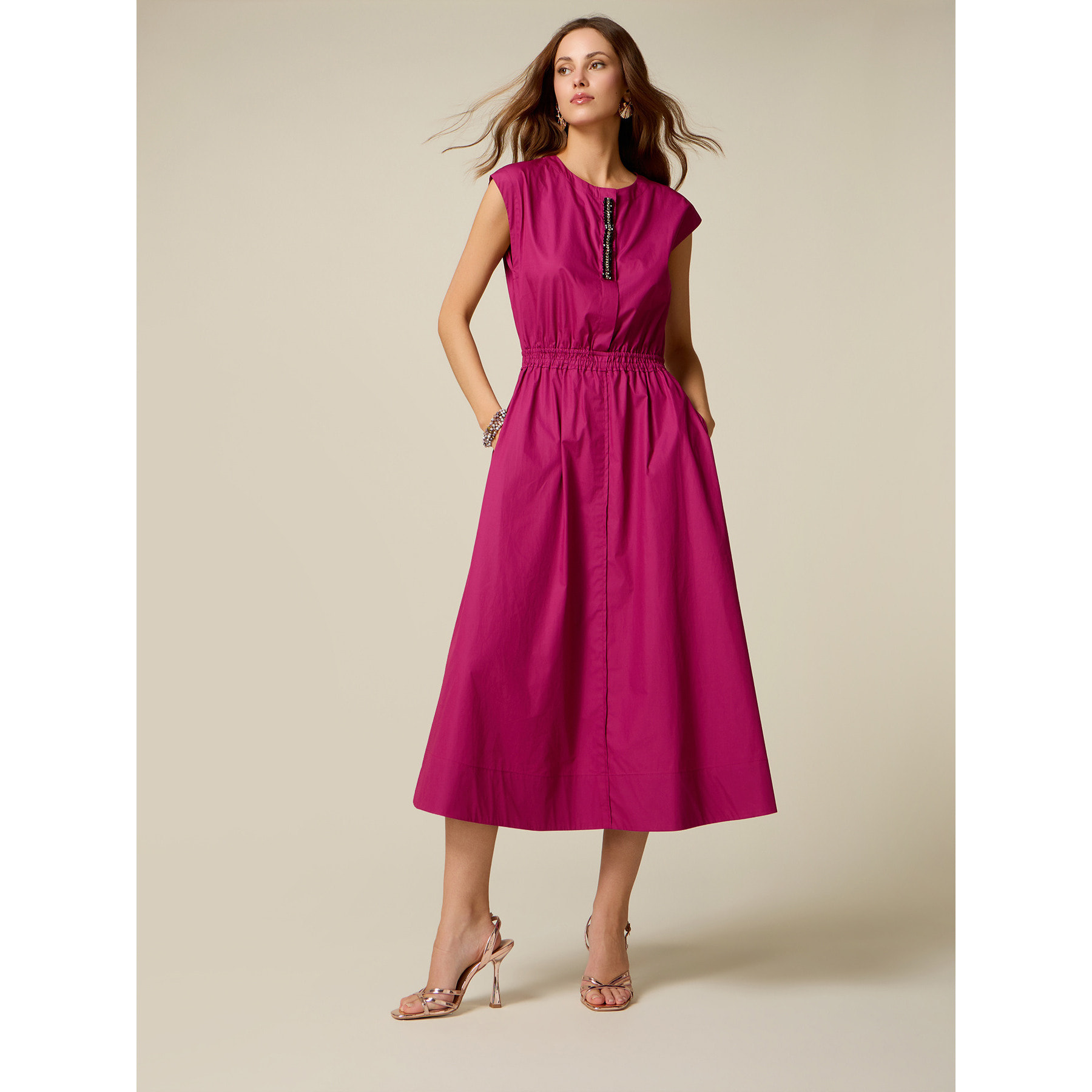 Oltre - Vestido flare en popelín con detalle joya - Fuchsia