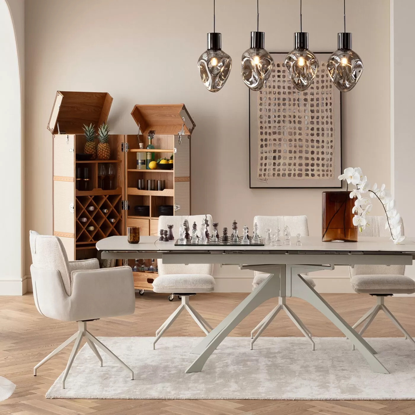 Chaise pivotante Hilla crème Kare Design