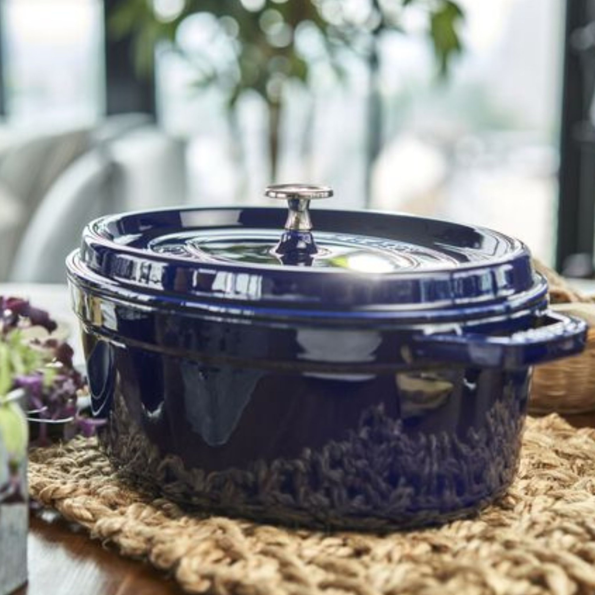 Cocotte 27 cm, Ovale, Bleu intense, Fonte