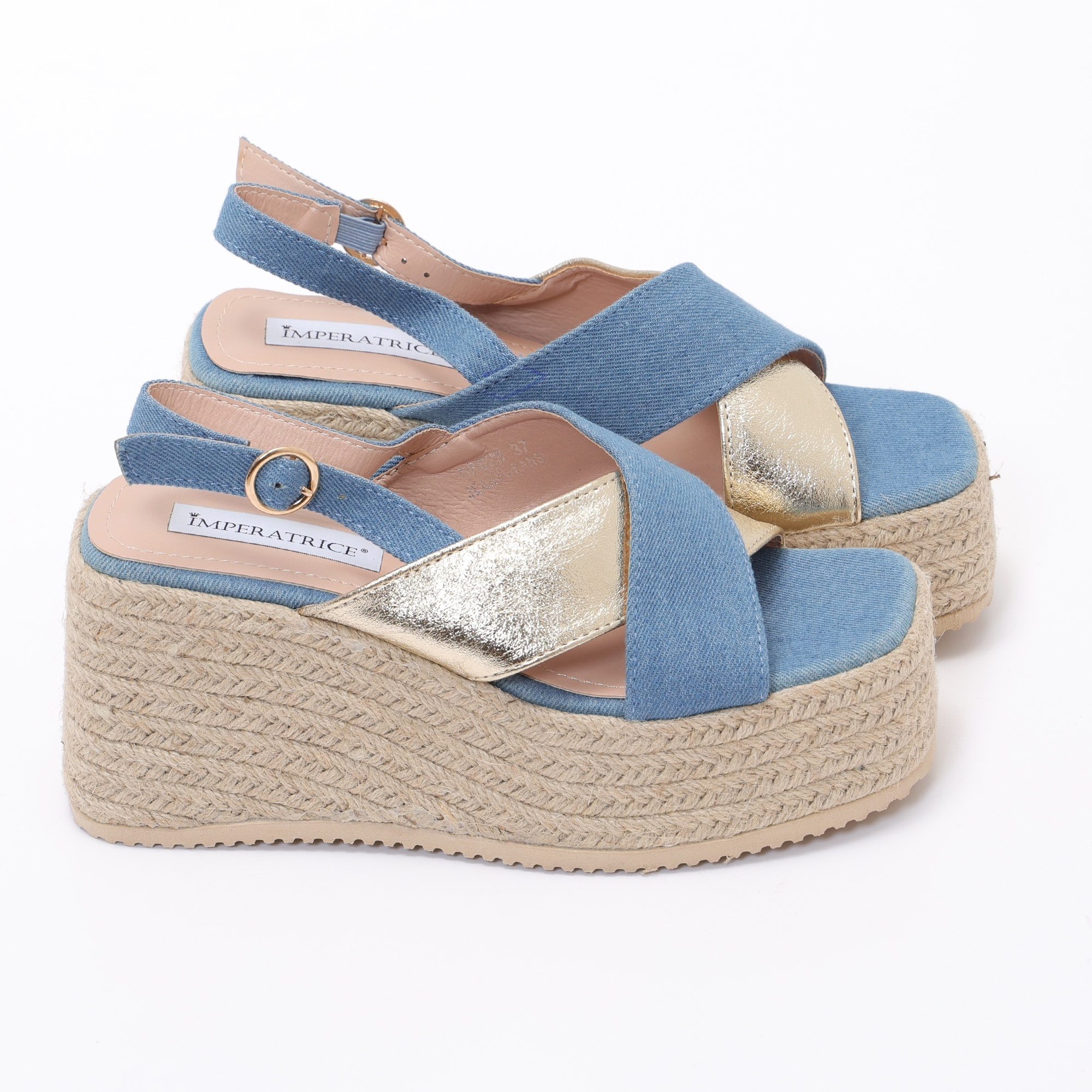 Sandali in simil pelle scamosciata con zeppa in rafia