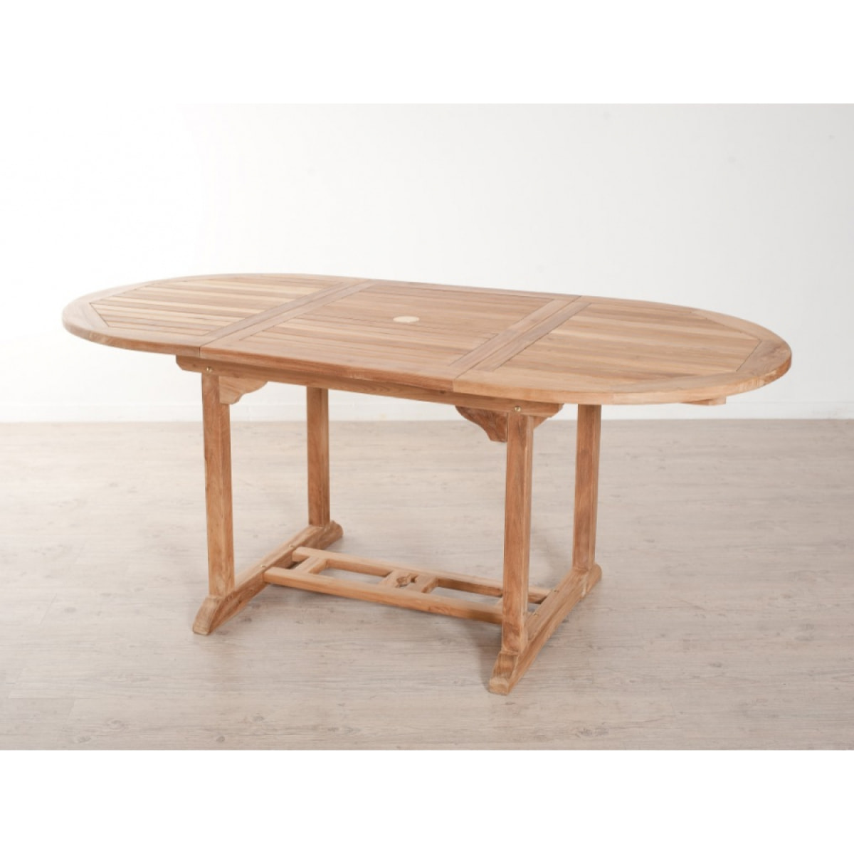 HARRIS - Table de jardin 4/6 personnes - ovale extensible 120/180 x 90 cm en bois Teck