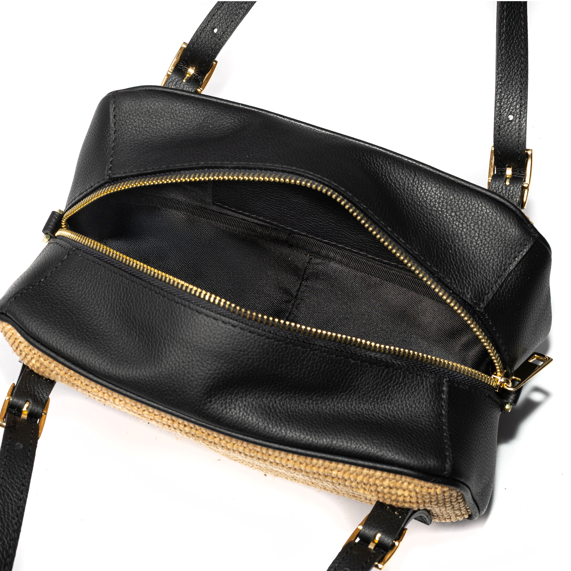 Avezzano borsa a mano donna. Realizzata in pelle, con parte anteriore e posteriore in paglia.