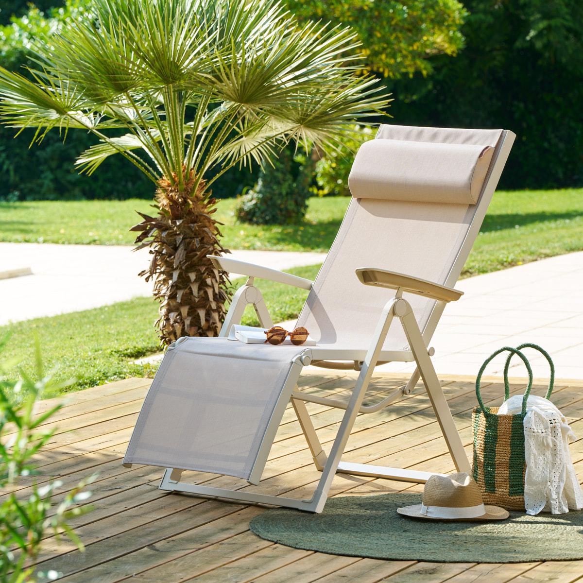 Fauteuil de jardin inclinable "Decima" lin & argile 8 positions en aluminium et texaline