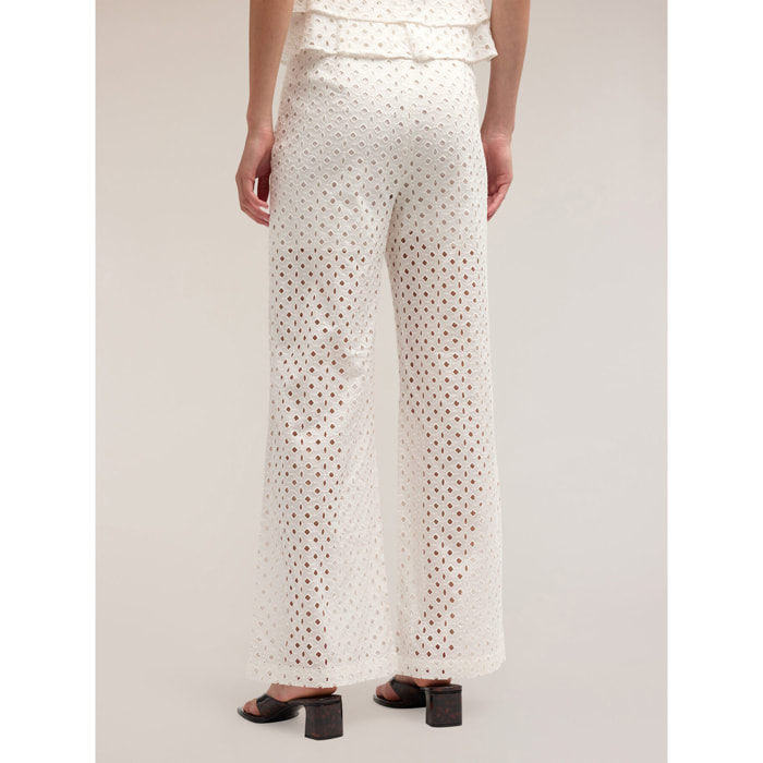 Motivi - Weite Hose aus Lochstickerei - Blanco