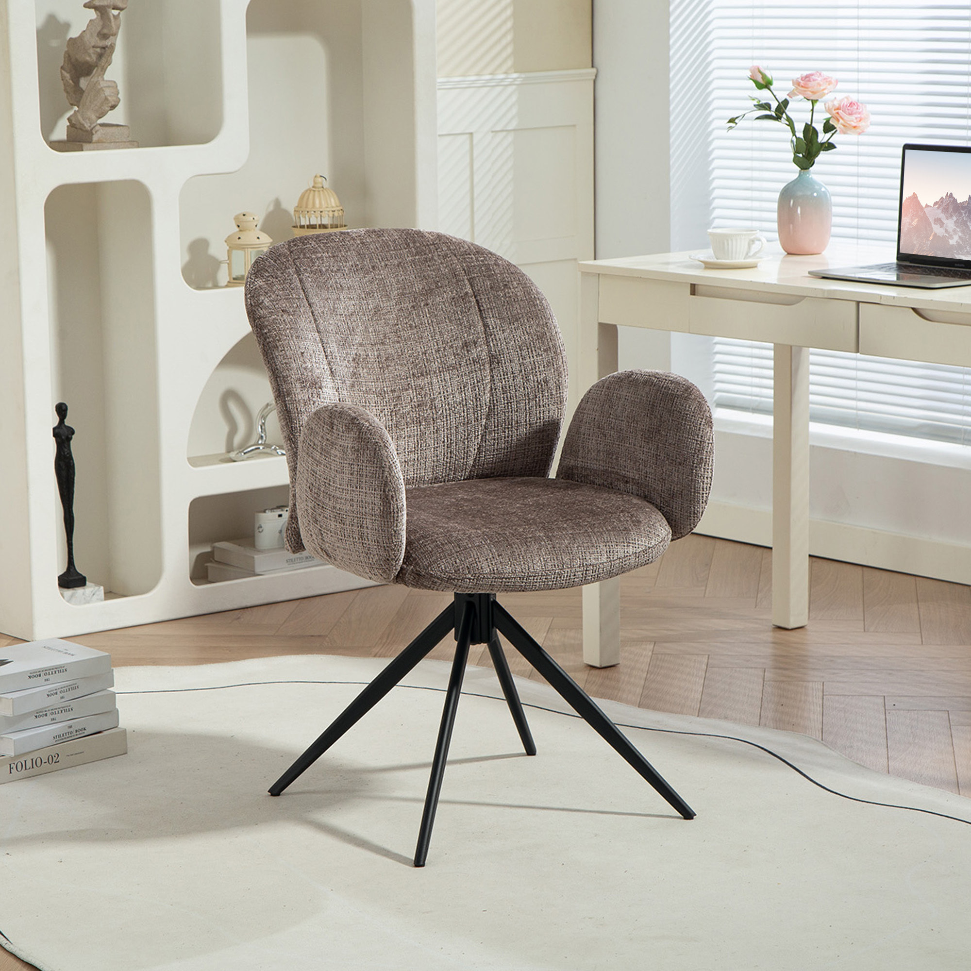 Chaise de bureau ergonomique pivotante à retour auto dossier enveloppant accoudoirs courbés tissu marron