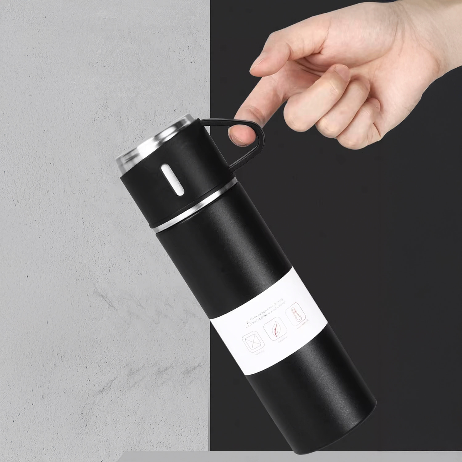 Set di thermos da 500ml e 3 tazze isolanti. Mantenimento del freddo e del caldo da 6 a 12 ore.