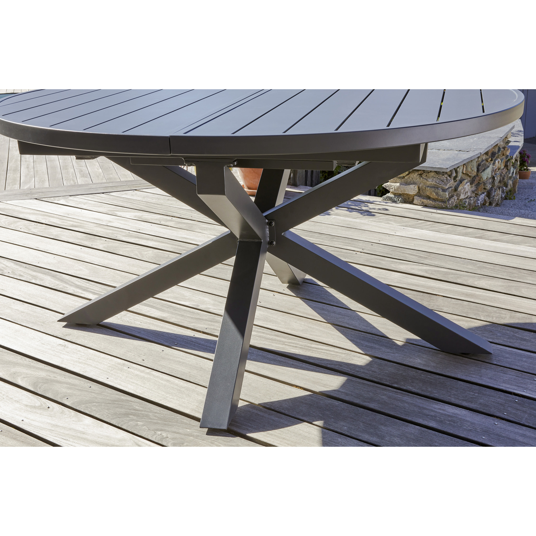 PELOSA - Ensemble repas 8 places en aluminium anthracite avec rallonge papillon