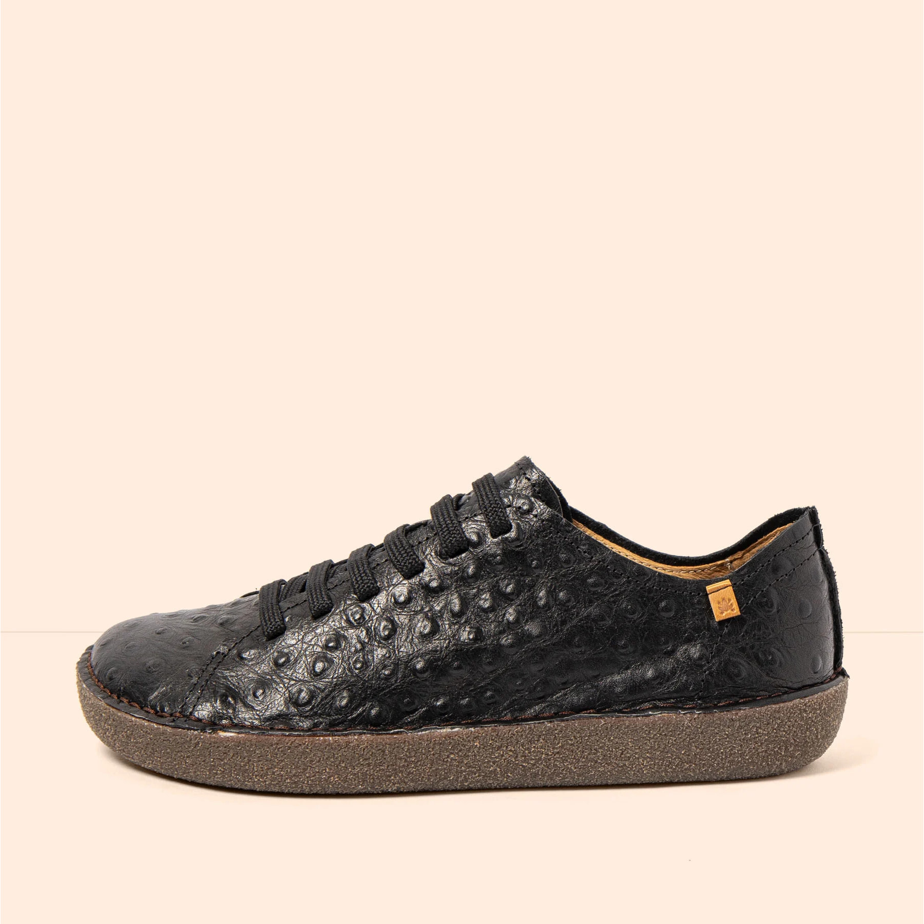 Zapatos N6064 OSTRICH BLACK/ TAMI color Black