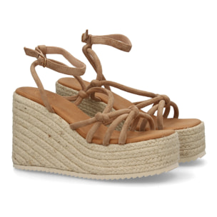 Sandalias de cuña con tiras cruzadas