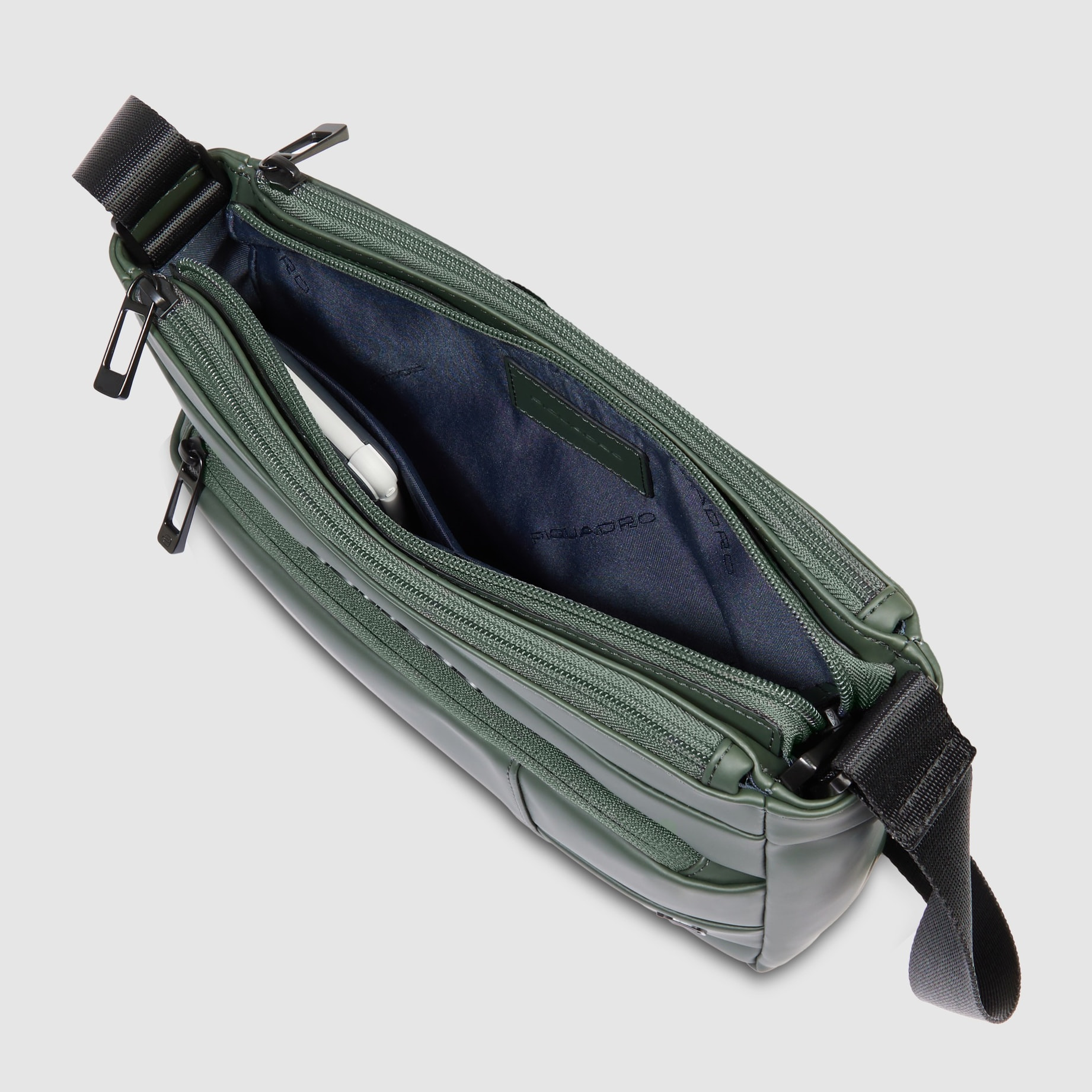 Piquadro Borsa uomo a tracolla resistente all'acqua