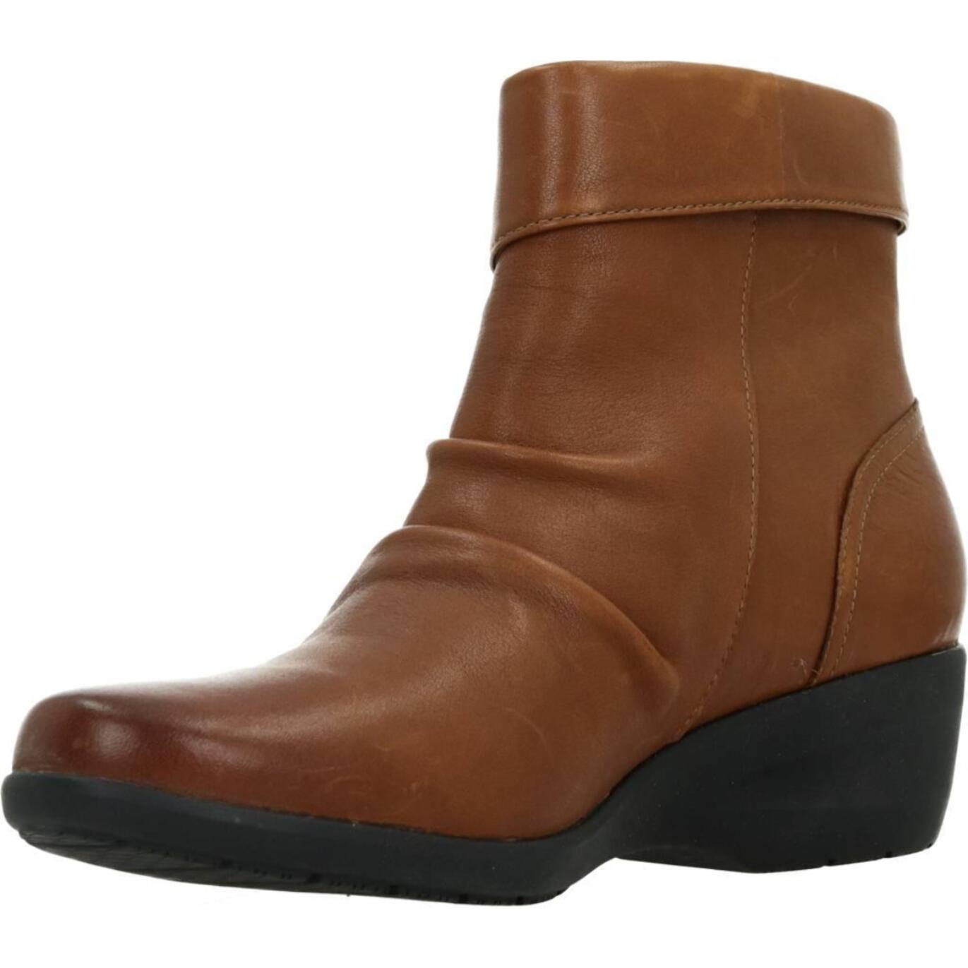 Botines Mujer de la marca CLARKS  modelo 26152563C MARRON CLARO