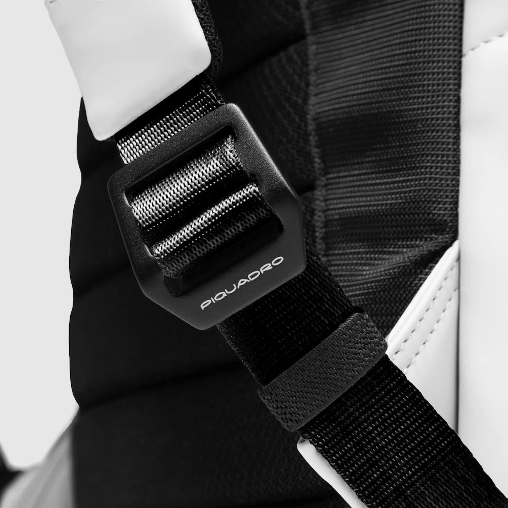 Piquadro Zaino resistente all'acqua porta pc 14