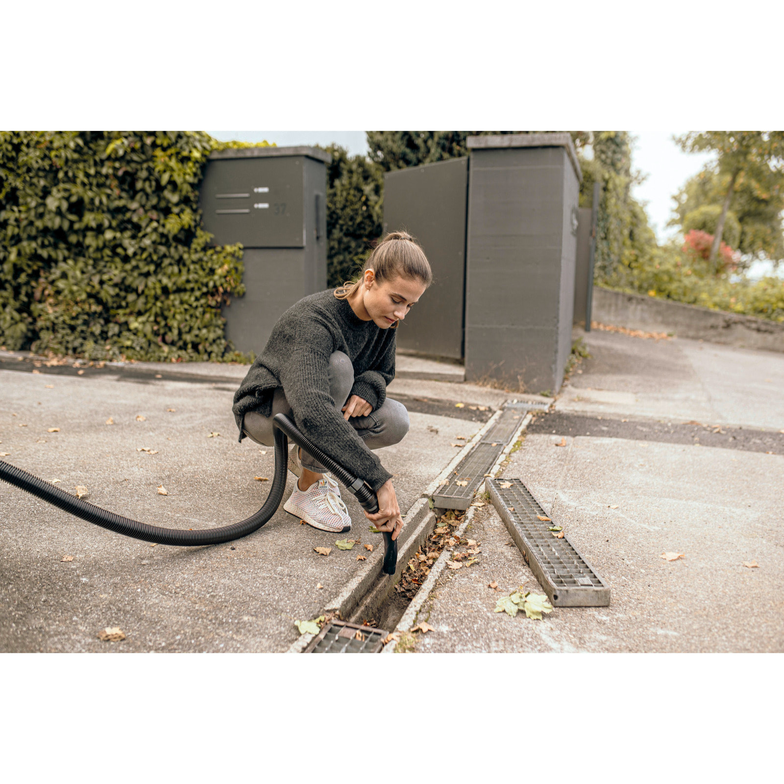 Aspirateur eau et poussière Karcher WD 4 S V-20/5/22 - Puissance 1000W- Capacité 20L- Cuve inox- Flexible 5m- Position parking
