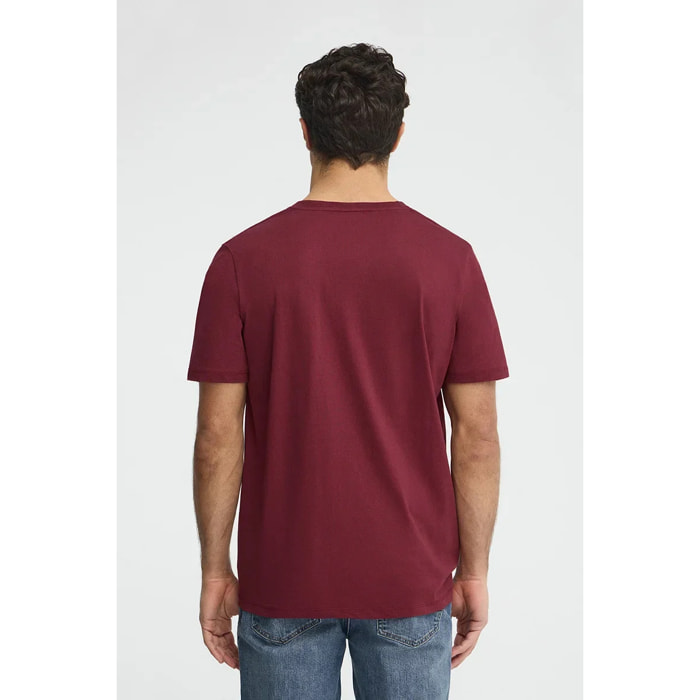 Camiseta granate de cuello pico con logo Rigby Go