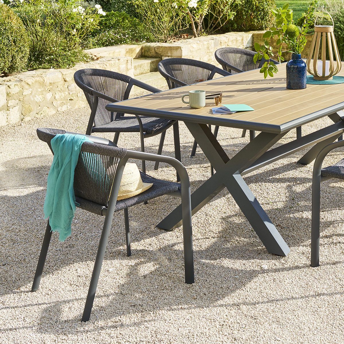 Fauteuil de jardin empilable "Riu" anthracite & graphite en aluminium traité en epoxy