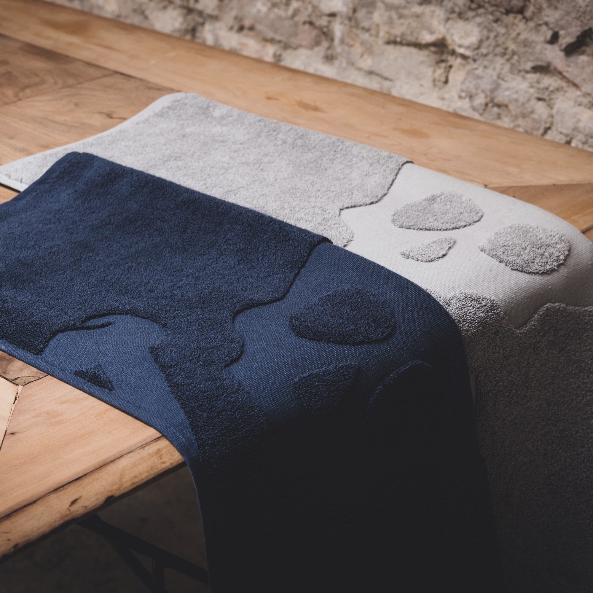 Alfombrilla de baño antideslizante 50x80cm gris scalpers home