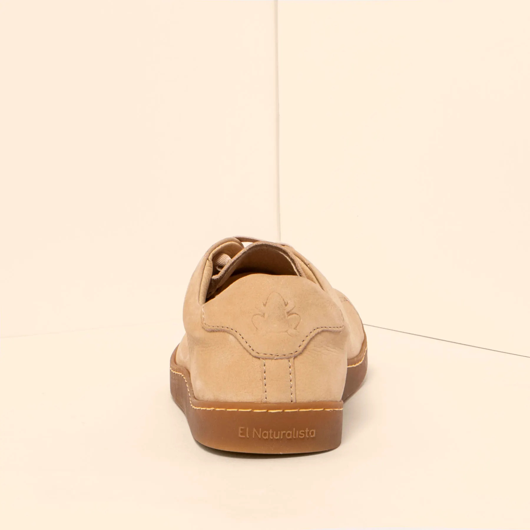 Zapatos N5910L NOBUCK LAVADO CREAM/ ORIGEN color Cream