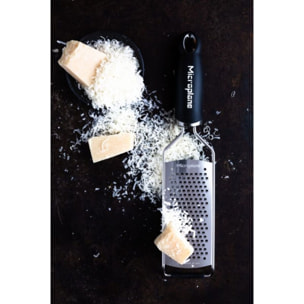 Râpe MICROPLANE Gourmet Gros Grains noir