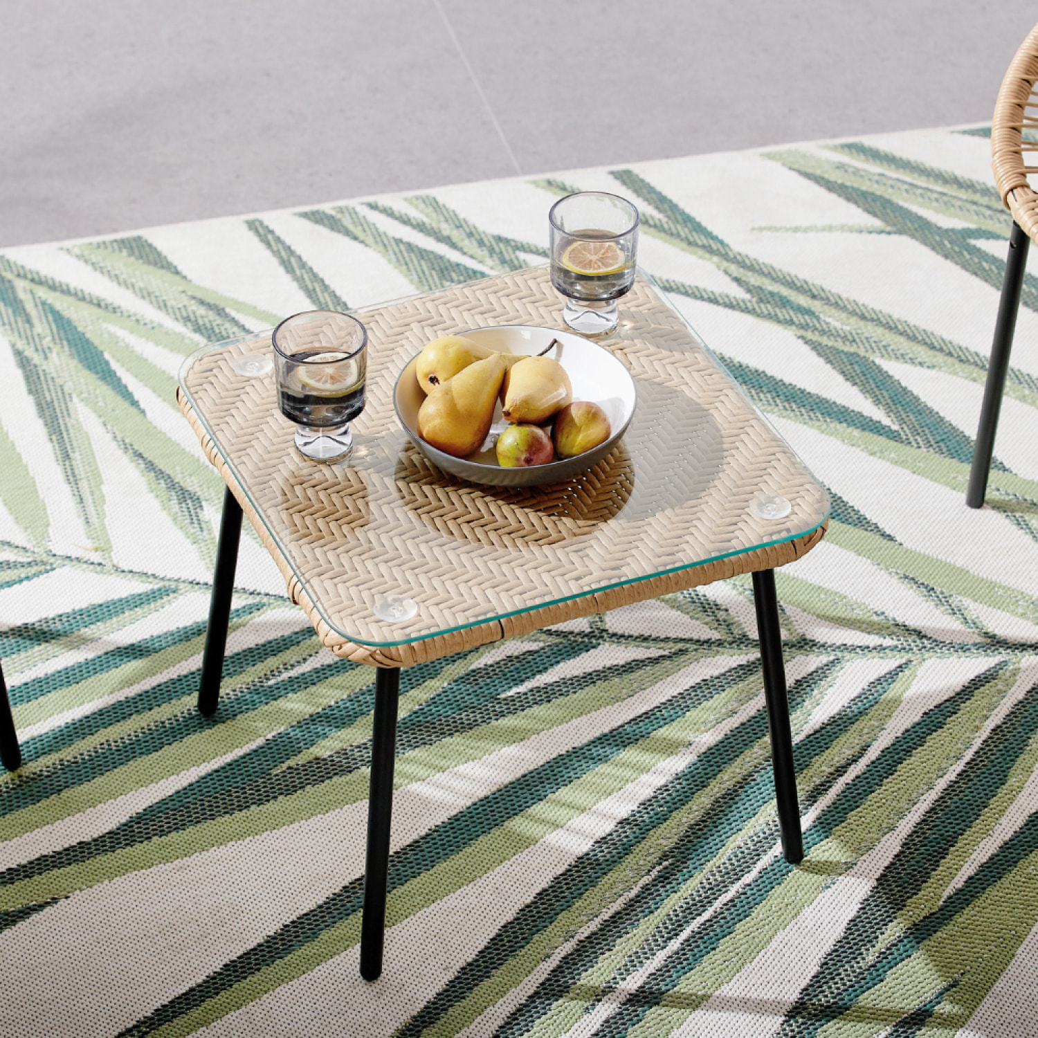 LIO - Salon de jardin 2 places avec table naturel