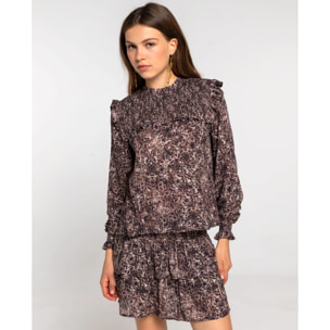 Blusa estampada con volantes y nido de abeja