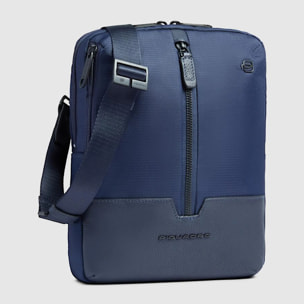 Piquadro Borsello porta iPad® in tessuto riciclato e pelle con protezione RFID