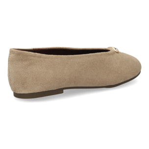 Bailarinas Mujer Efecto Ante con Adorno Dorado. Zapatos Planos Elegantes