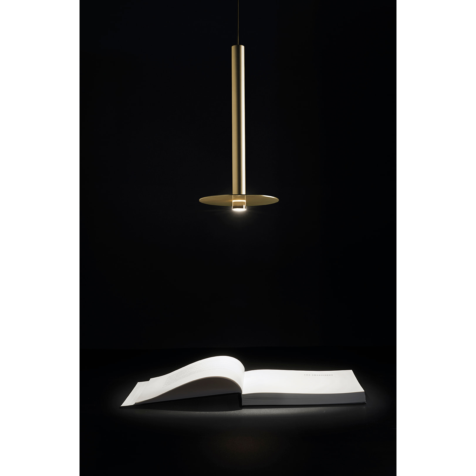 LEDS C4 Colgante Candle 1 Body Surface LED 4.1 Blanco cálido - 2700K ON-OFF Latonado 154lm