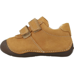 Zapatos Niño de la marca GEOX  modelo B TUTIM MARRON