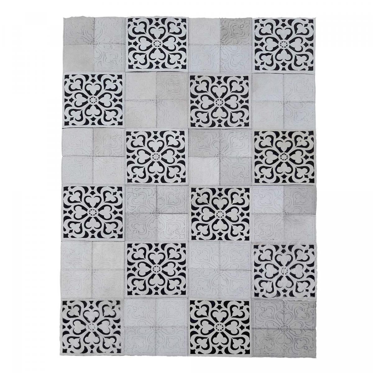 Tapis peau de vache kilim fait main DIGO